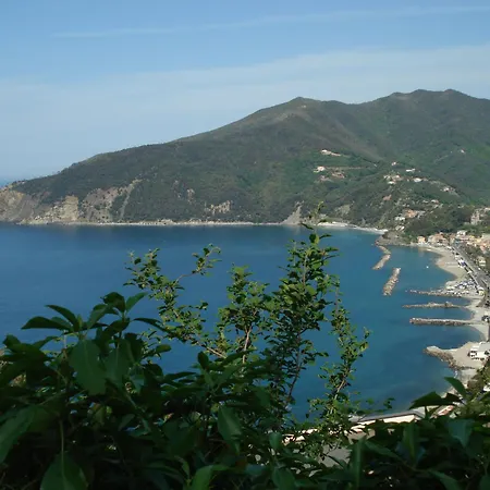 At The Sea With Wonderful View Near 5 Terre *